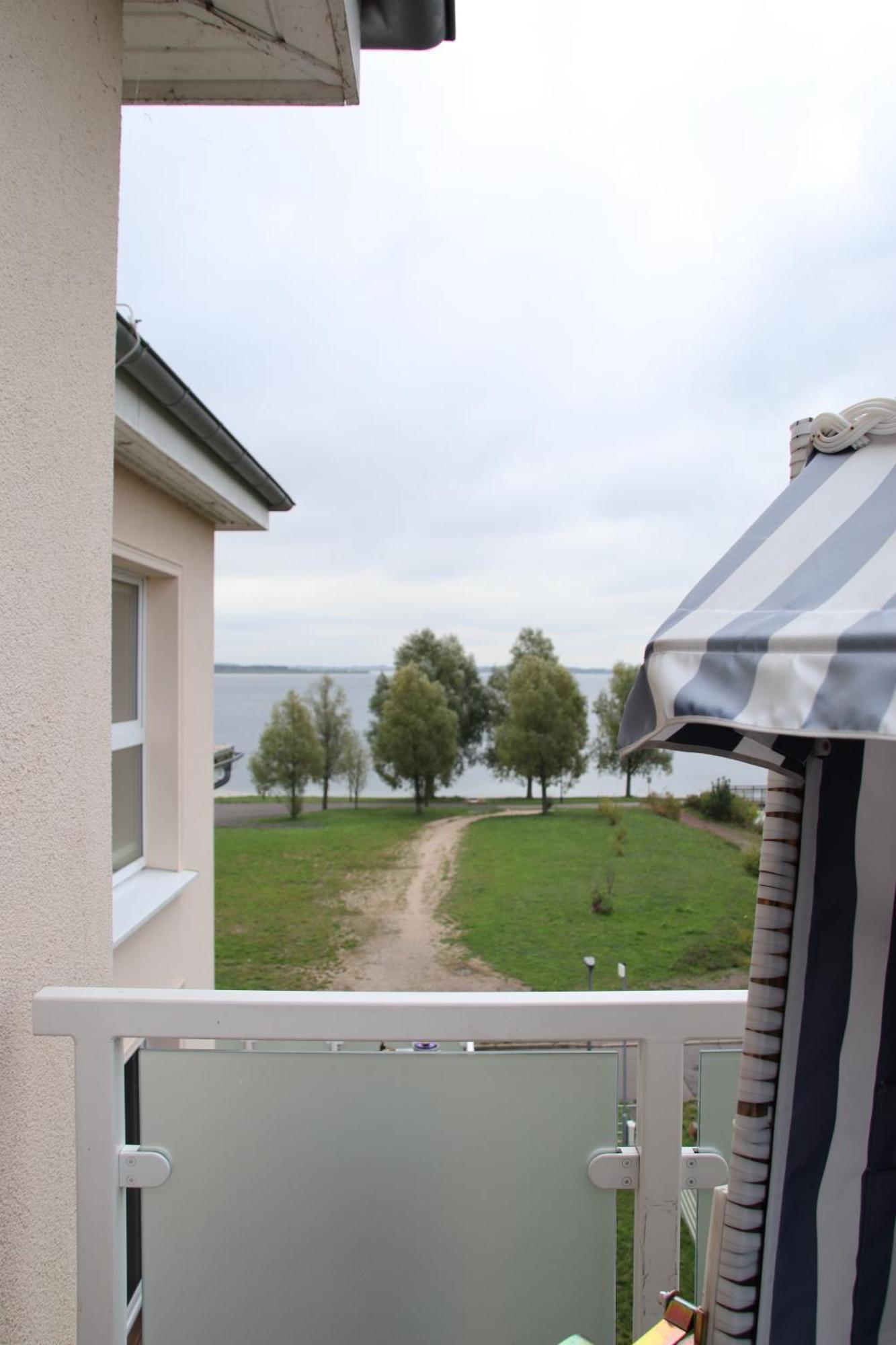 Ferienwohnung Im Palais Am See Am Goitzschesee Bitterfeld-Wolfen Екстериор снимка